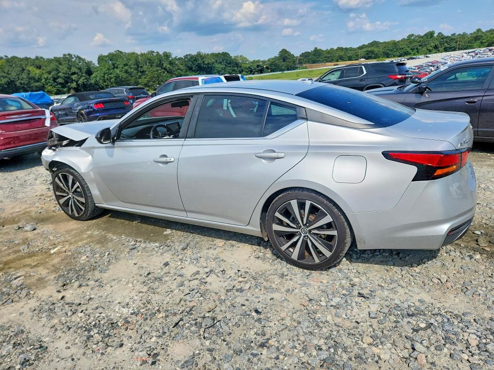 Photo 2 from auction – 2019 NISSAN ALTIMA with VIN 1N4BL4CV3KC144616