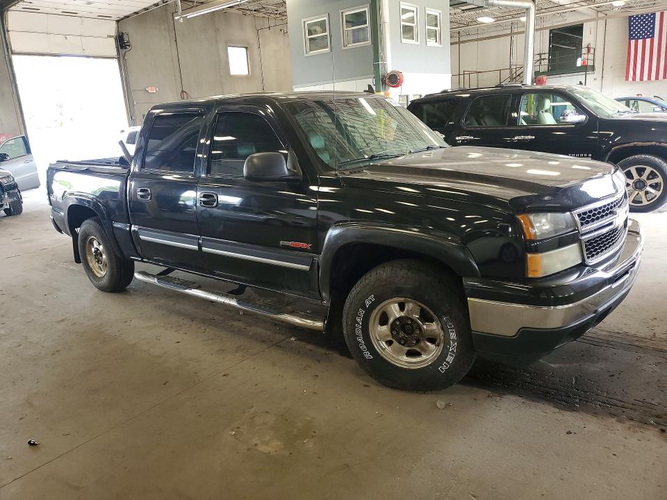Photo 4 from auction – 2006 CHEVROLET SILVERADO with VIN 2GCEK13N761184136