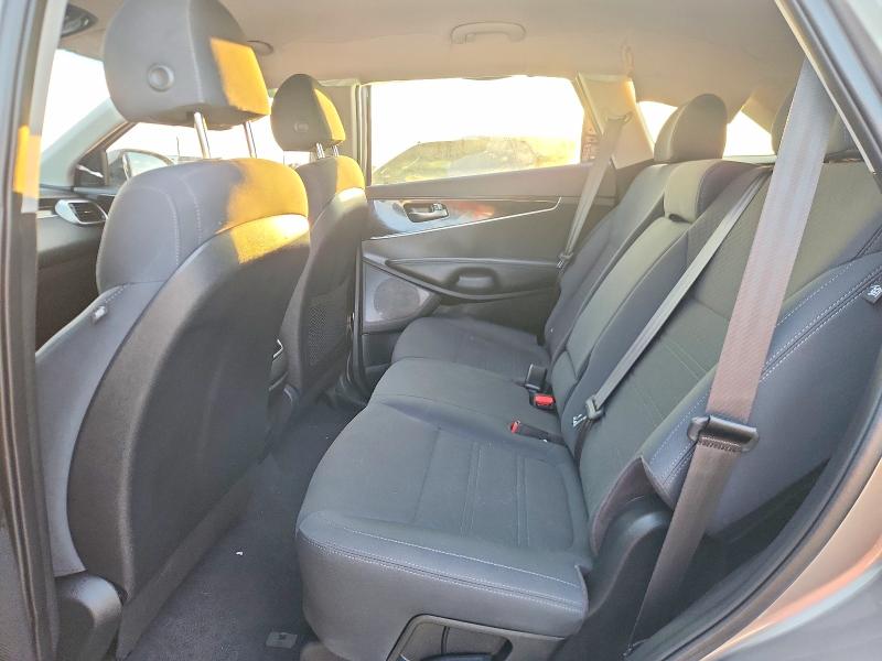 صورة رقم 10 من المزاد - 2018 KIA SORENTO مع VIN 5XYPG4A35JG422805