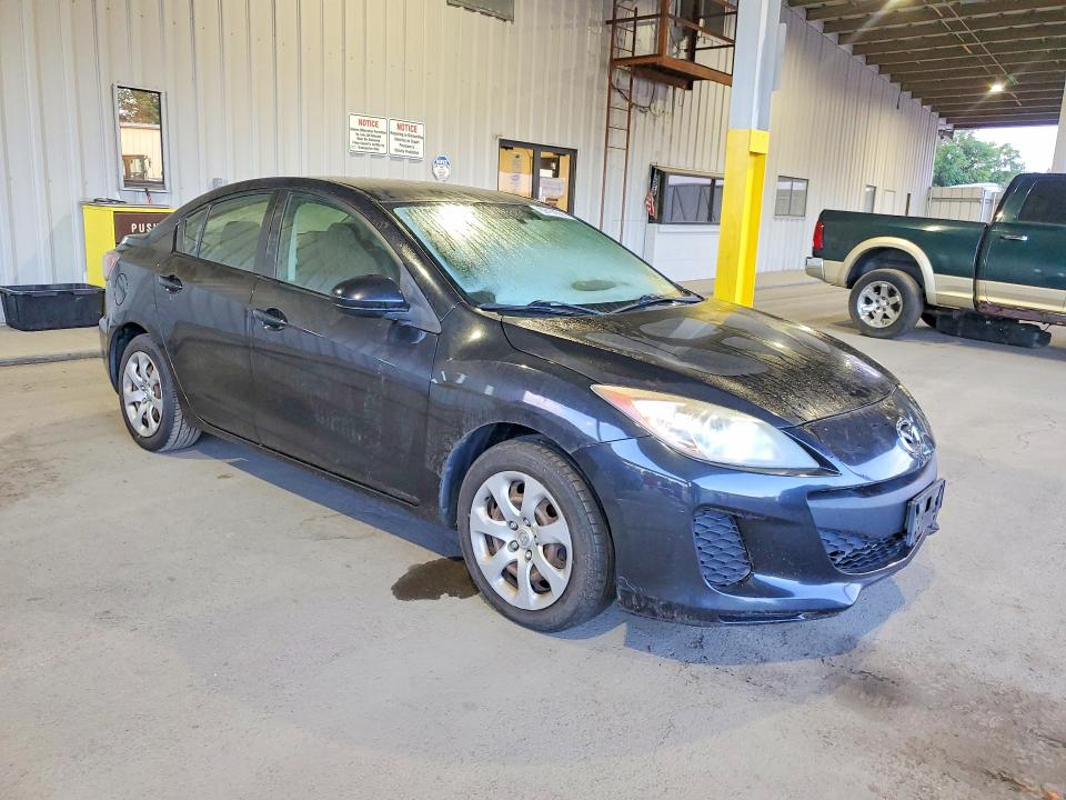 Photo 4 from auction – 2013 MAZDA 3 with VIN JM1BL1TF9D1801497