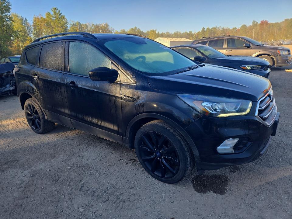 Снимка 4 от търг – 2017 FORD ESCAPE с VIN 1FMCU9GD9HUD63072