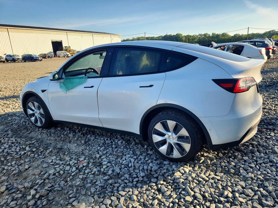 Фото 2 с аукциона – 2021 TESLA MODEL Y с VIN 5YJYGDEE3MF187414