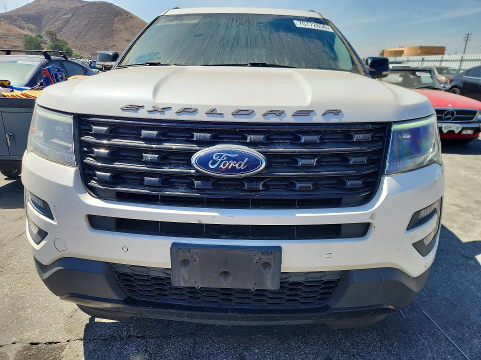 Photo 5 from auction – 2017 FORD EXPLORER with VIN 1FM5K8GT6HGD90101