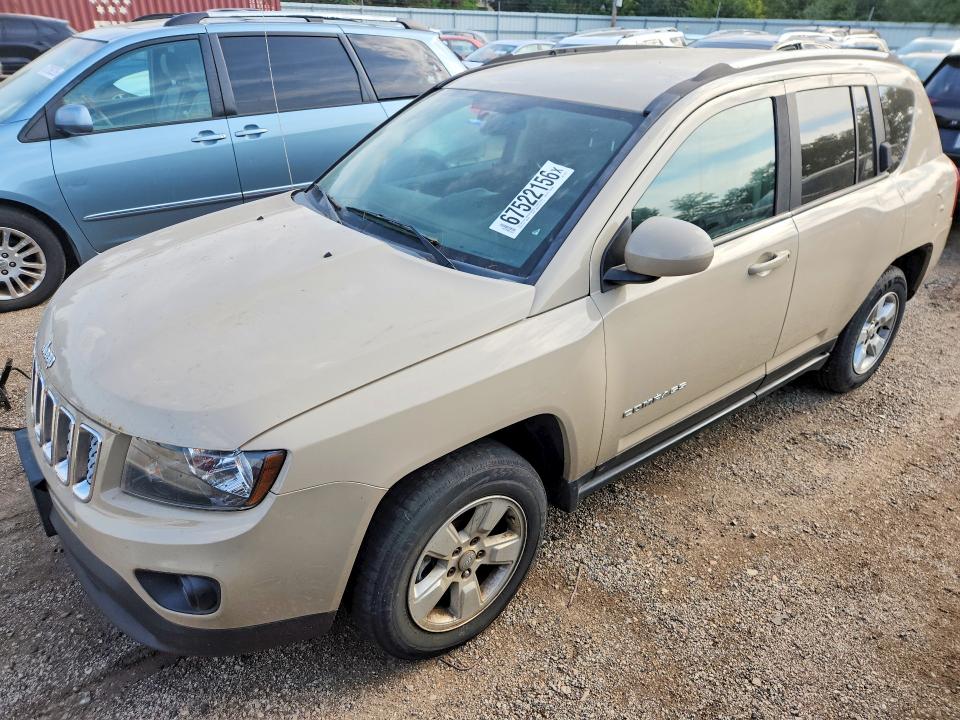 JEEP COMPASS 2016 with VIN 1C4NJCEB9GD752054 - Photo from auction