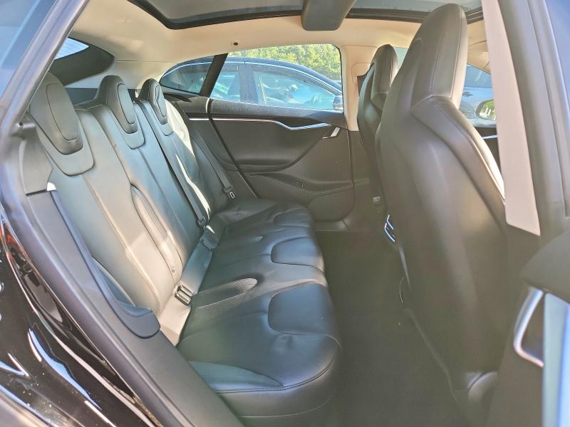 Photo 10 from auction – 2014 TESLA MODEL S with VIN 5YJSA1S12EFP35699