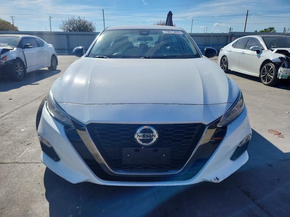 Photo 5 from auction – 2021 NISSAN ALTIMA with VIN 1N4BL4CV0MN367610