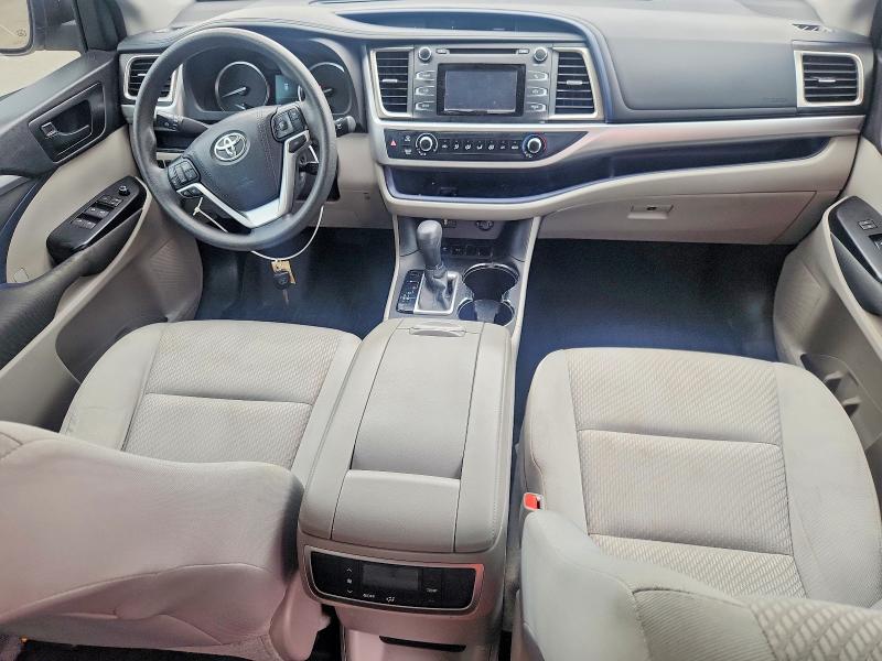 Снимка 8 от търг – 2016 TOYOTA HIGHLANDER с VIN 5TDZKRFH6GS182541