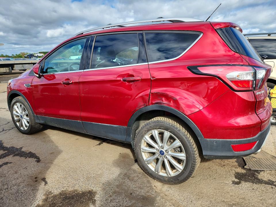 Photo 2 from auction – 2017 FORD ESCAPE with VIN 1FMCU9J93HUD99621