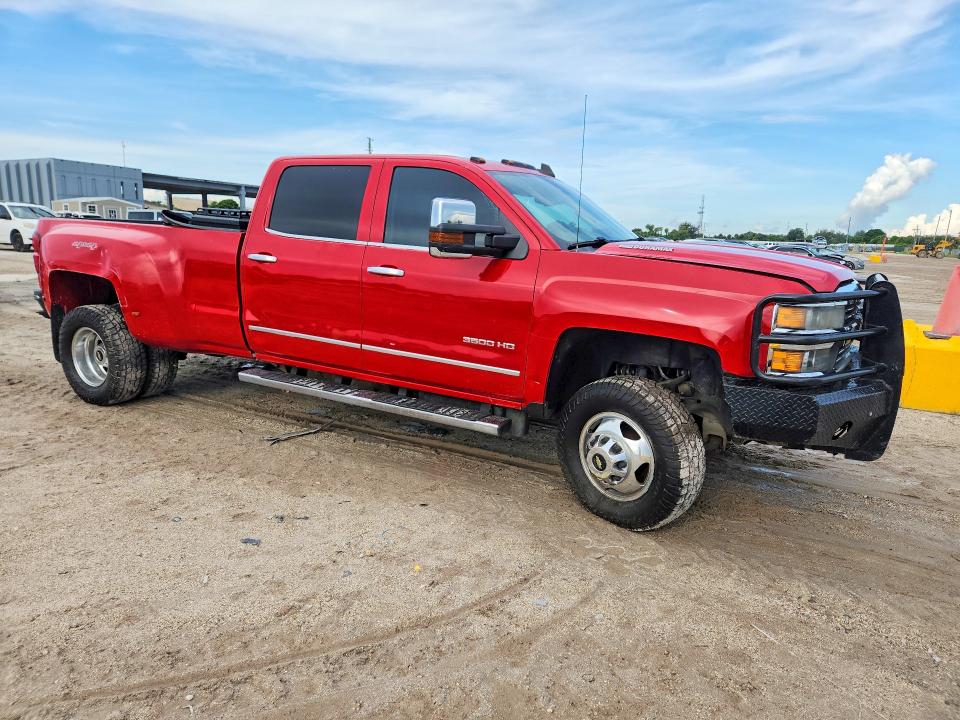 Photo 4 from auction – 2015 CHEVROLET SILVERADO with VIN 1GC4K0E8XFF556817