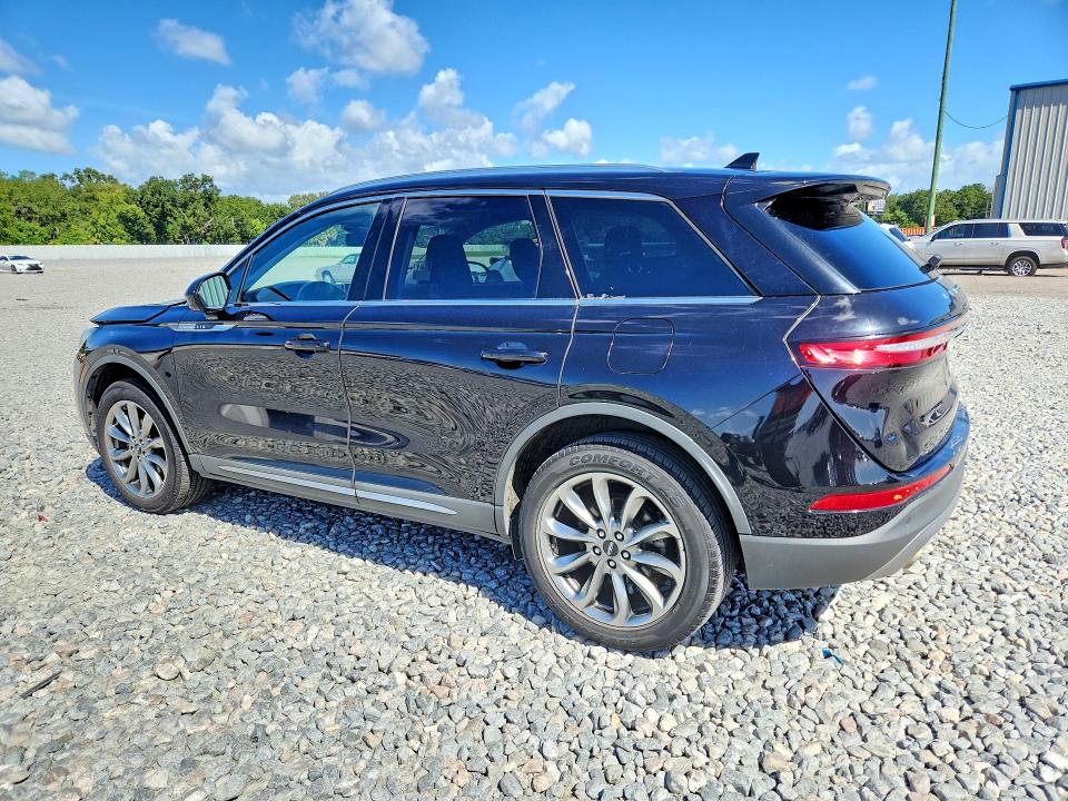 Photo 2 from auction – 2021 LINCOLN CORSAIR with VIN 5LMCJ1D98MUL08372