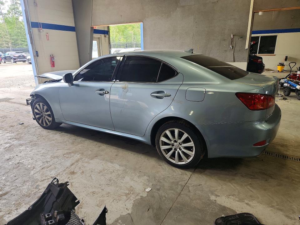 Photo 2 from auction – 2008 LEXUS IS with VIN JTHCK262085021391