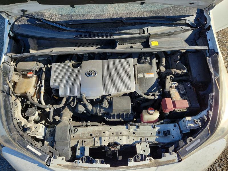 Photo 11 from auction – 2016 TOYOTA PRIUS with VIN JTDKBRFU6G3009554