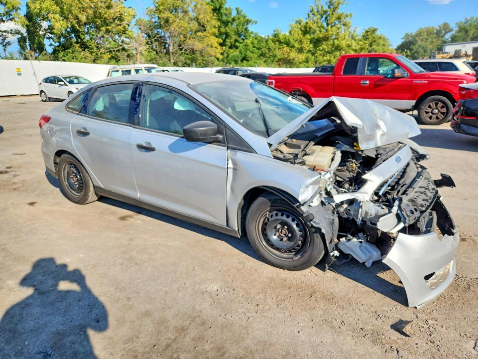 Photo 4 from auction – 2015 FORD FOCUS with VIN 1FADP3E23FL348154