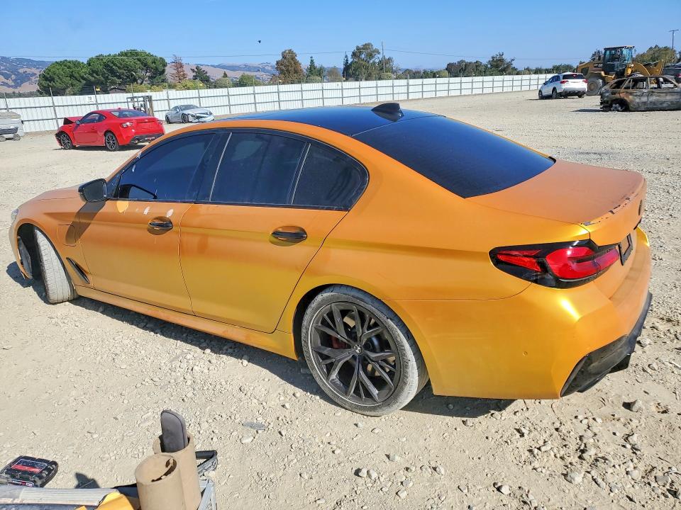 Zdjęcie 2 z aukcji – 2021 BMW 530E z VIN WBA13AG03MCG87132
