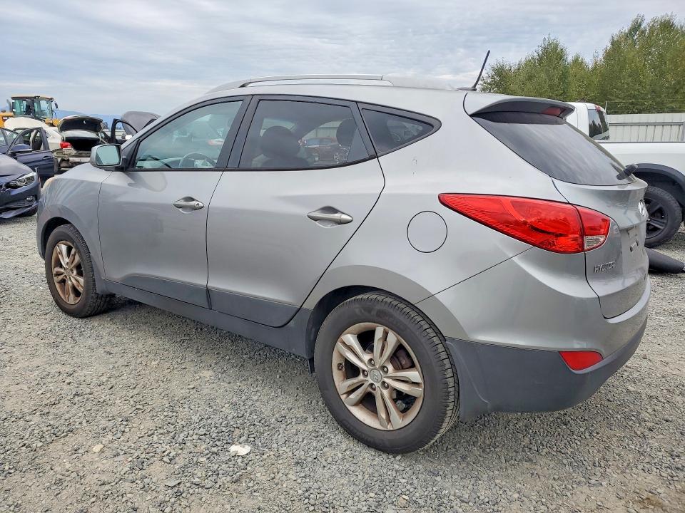 Photo 2 from auction – 2011 HYUNDAI TUCSON with VIN KM8JU3AC8BU154868