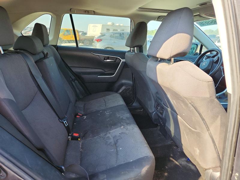 Zdjęcie 11 z aukcji – 2019 TOYOTA RAV4 z VIN 2T3W1RFV2KC025559