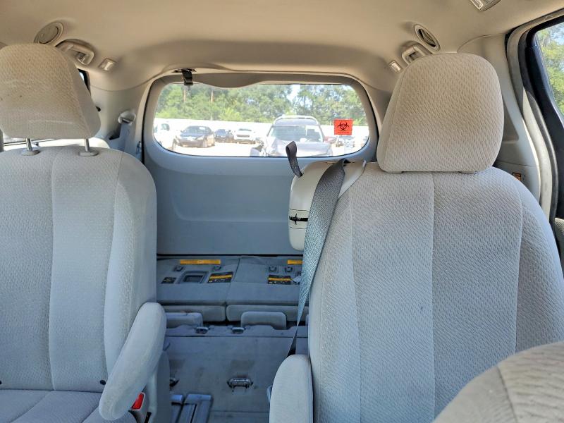 Photo 10 from auction – 2013 TOYOTA SIENNA with VIN 5TDKK3DC8DS376778