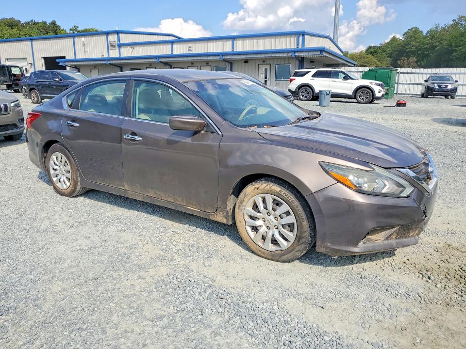 Photo 4 from auction – 2016 NISSAN ALTIMA with VIN 1N4AL3AP8GC149716