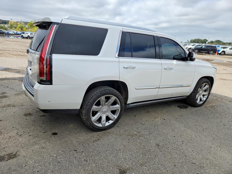 Снимка 3 от търг – 2017 CADILLAC ESCALADE с VIN 1GYS4CKJXHR366781