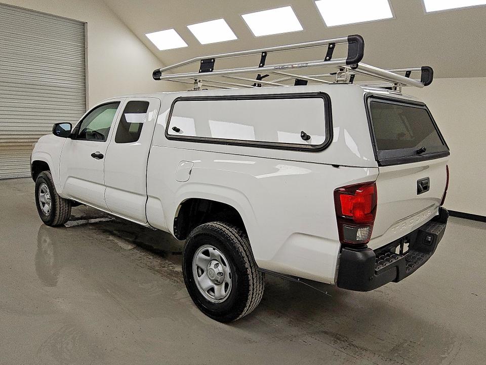 Photo 2 from auction – 2022 TOYOTA TACOMA with VIN 3TYRX5GN8NT058495