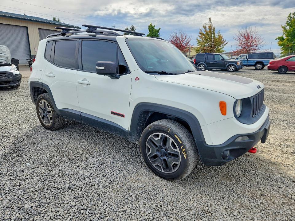 Снимка 4 от търг – 2015 JEEP RENEGADE с VIN ZACCJBCT0FPB63217