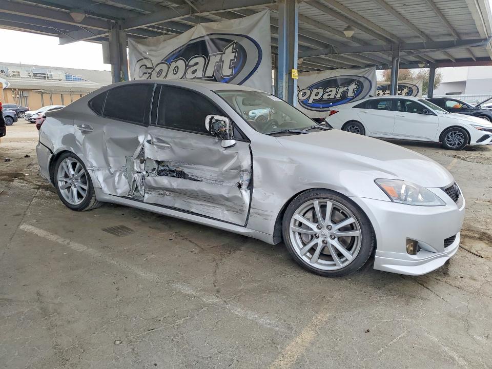 Photo 4 from auction – 2007 LEXUS IS with VIN JTHBE262075015771