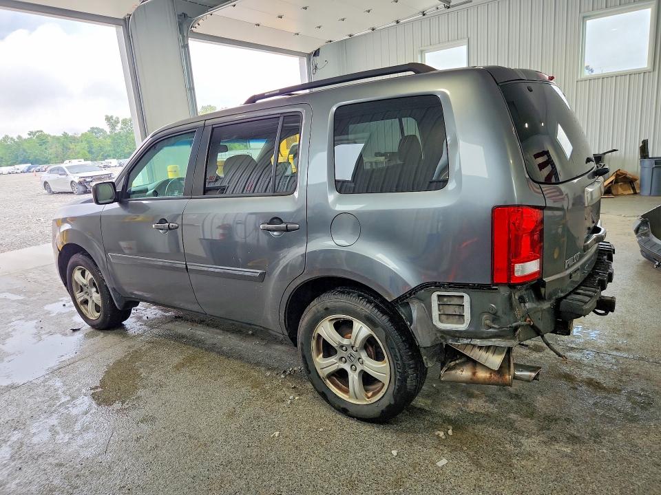 Photo 2 from auction – 2012 HONDA PILOT with VIN 5FNYF4H60CB014987