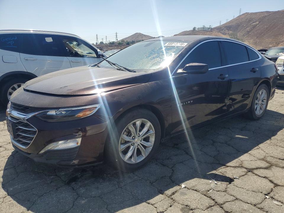 CHEVROLET MALIBU 2020 with VIN 1G1ZD5ST7LF078639 - Photo from auction