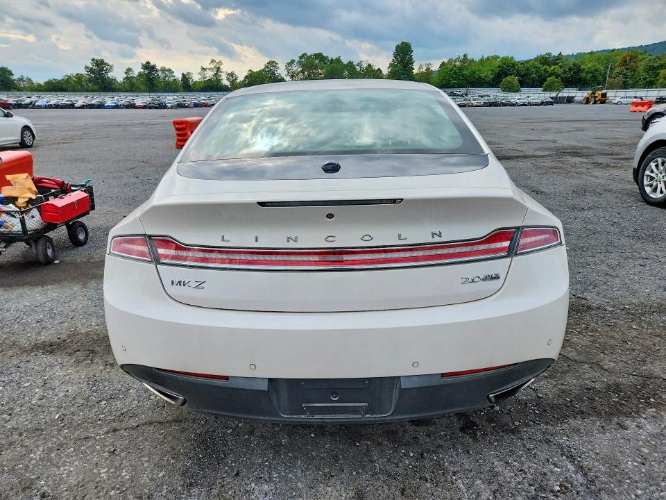 Photo 6 from auction – 2016 LINCOLN MKZ with VIN 3LN6L2J9XGR602582
