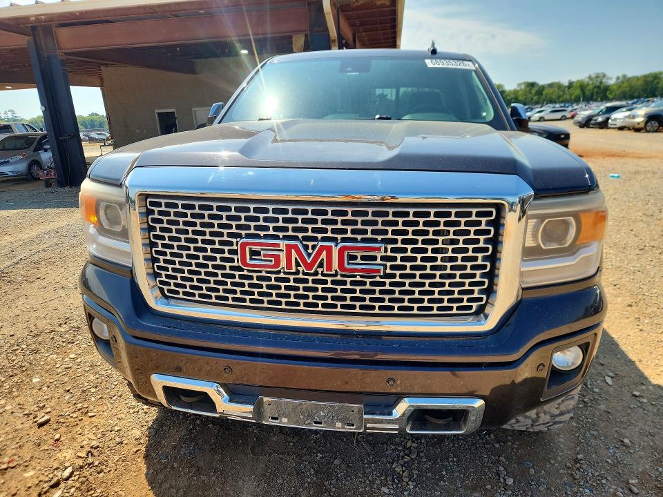 Снимка 5 от търг – 2015 GMC SIERRA с VIN 3GTU2WEC0FG103635