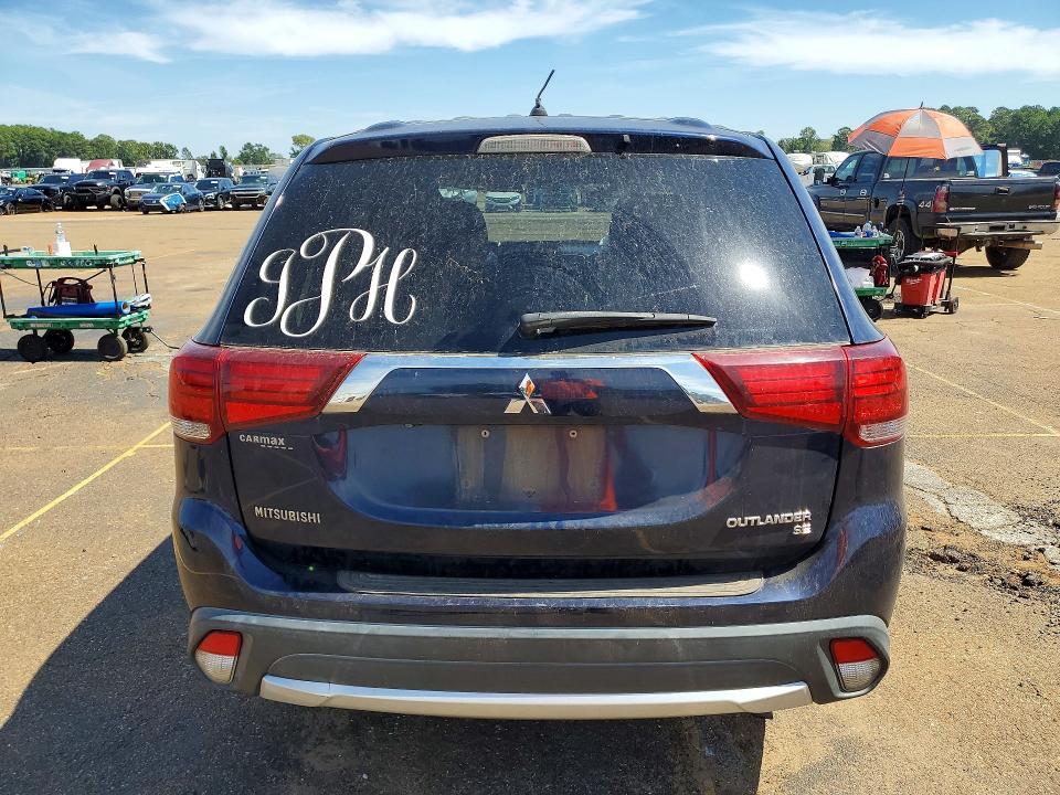 Снимка 6 от търг – 2016 MITSUBISHI OUTLANDER с VIN JA4AD3A33GZ055982