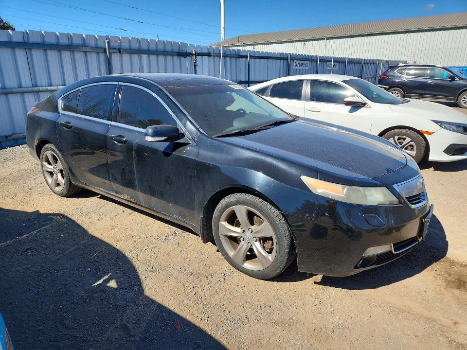 Zdjęcie 4 z aukcji – 2012 ACURA TL z VIN 19UUA9F5XCA802903