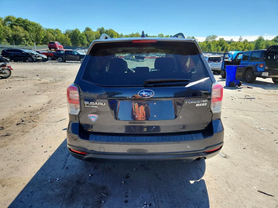 Снимка 6 от търг – 2017 SUBARU FORESTER с VIN JF2SJAGC5HH452777