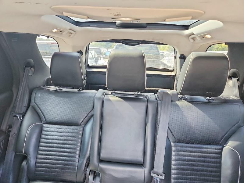 Photo 10 from auction – 2018 LAND ROVER DISCOVERY with VIN SALRT2RV9JA054488