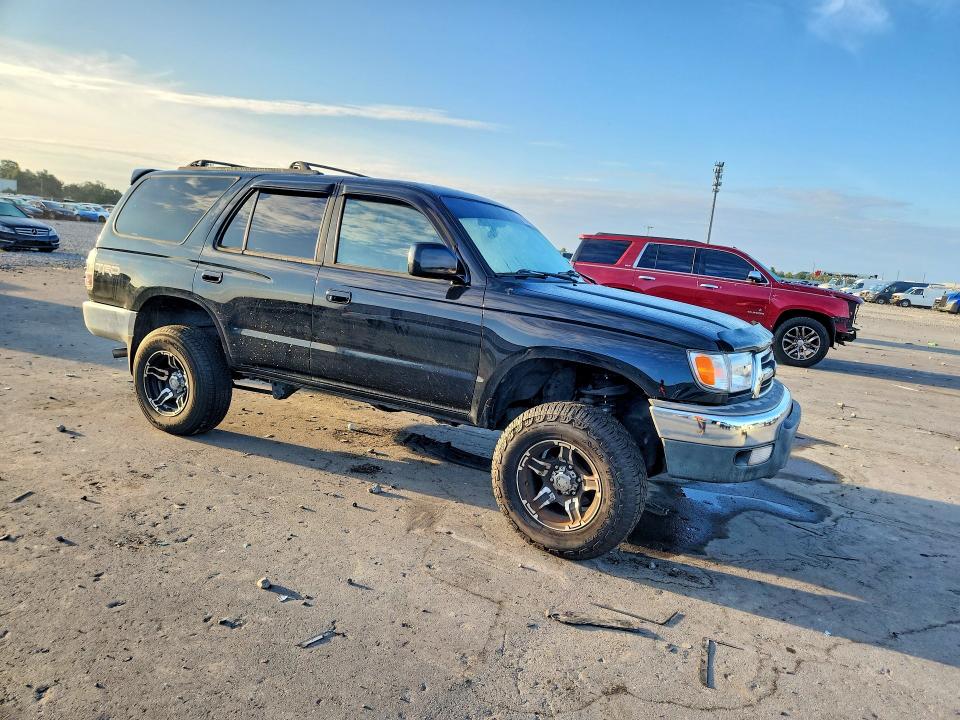 Photo 4 from auction – 2000 TOYOTA 4RUNNER with VIN JT3GN86R2Y0169151