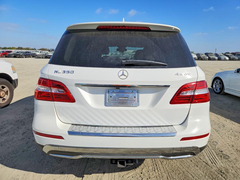 Photo 6 from auction – 2014 MERCEDES-BENZ ML with VIN 4JGDA5HB7EA285102