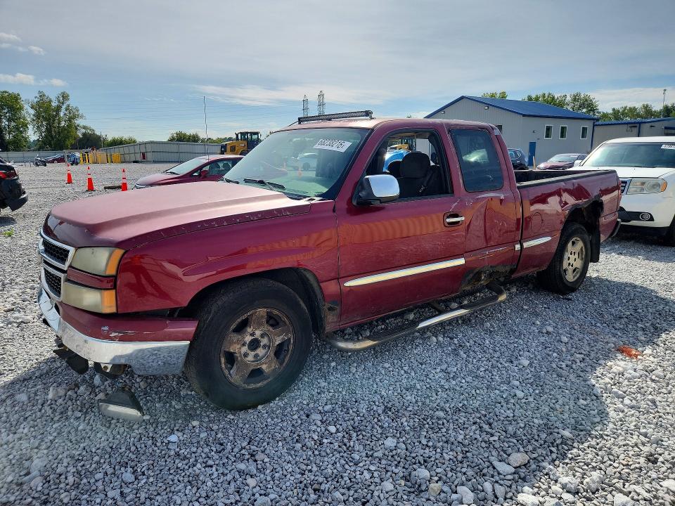 CHEVROLET SILVERADO 2006 with VIN 2GCEC19T561107347 - Photo from auction
