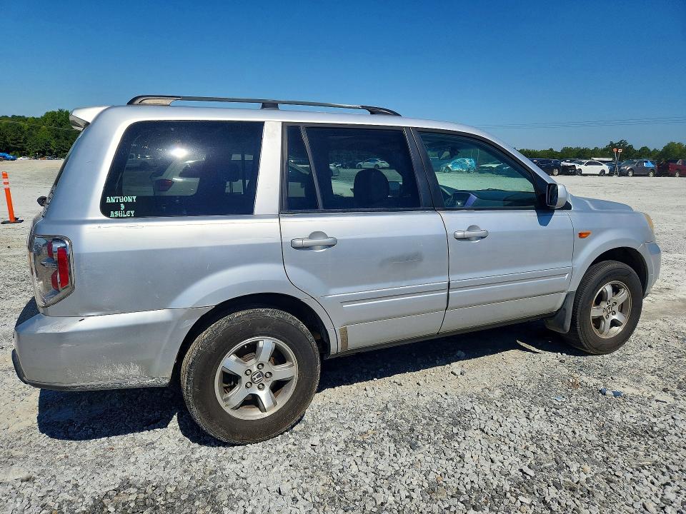 Снимка 3 от търг – 2006 HONDA PILOT с VIN 5FNYF28646B009025