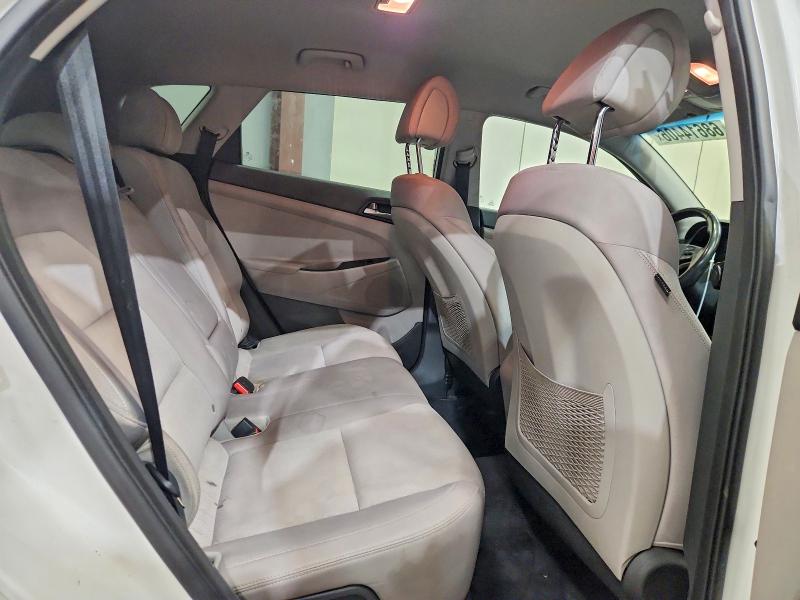 Foto 11 de la subasta – 2016 HYUNDAI TUCSON con VIN KM8J3CA20GU069136