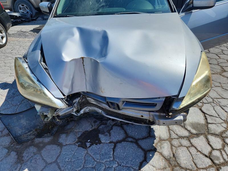 Photo 11 from auction – 2004 HONDA ACCORD with VIN 1HGCM56604A078287