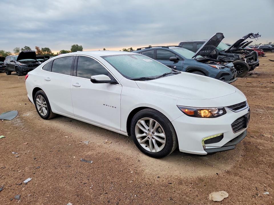 Zdjęcie 4 z aukcji – 2017 CHEVROLET MALIBU z VIN 1G1ZE5ST6HF291795