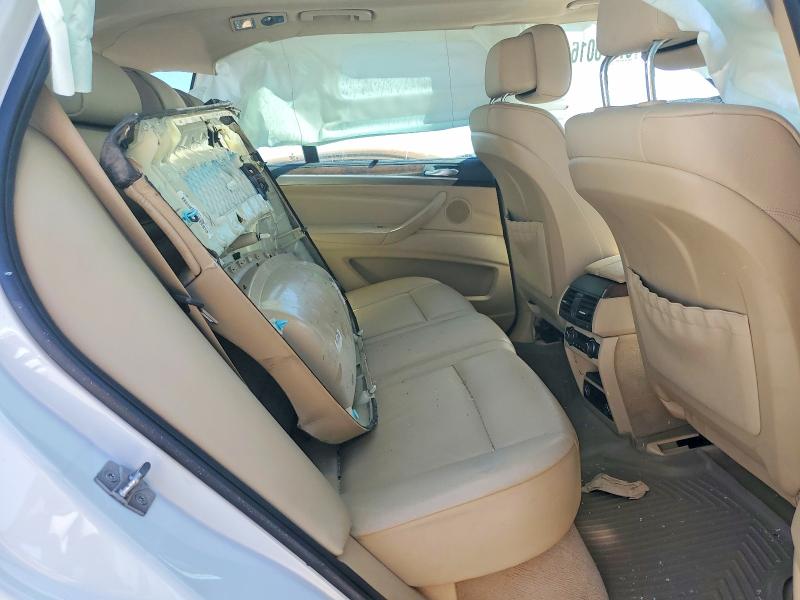 Photo 10 from auction – 2012 BMW X5 with VIN 5UXZV4C5XCL745394
