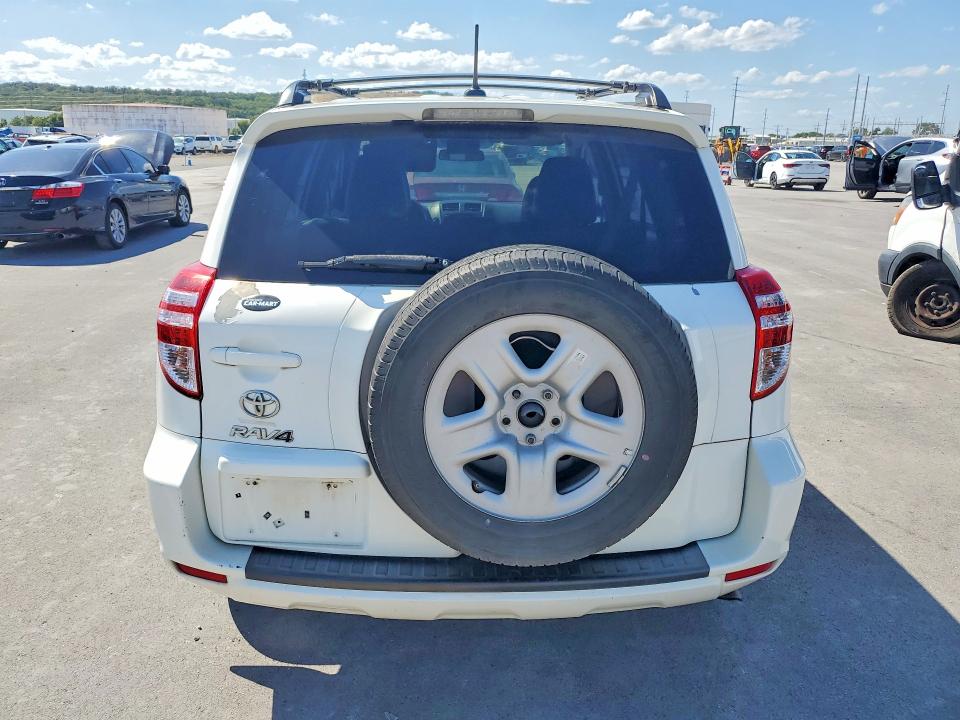 Photo 6 from auction – 2012 TOYOTA RAV4 with VIN 2T3ZF4DV8CW142129