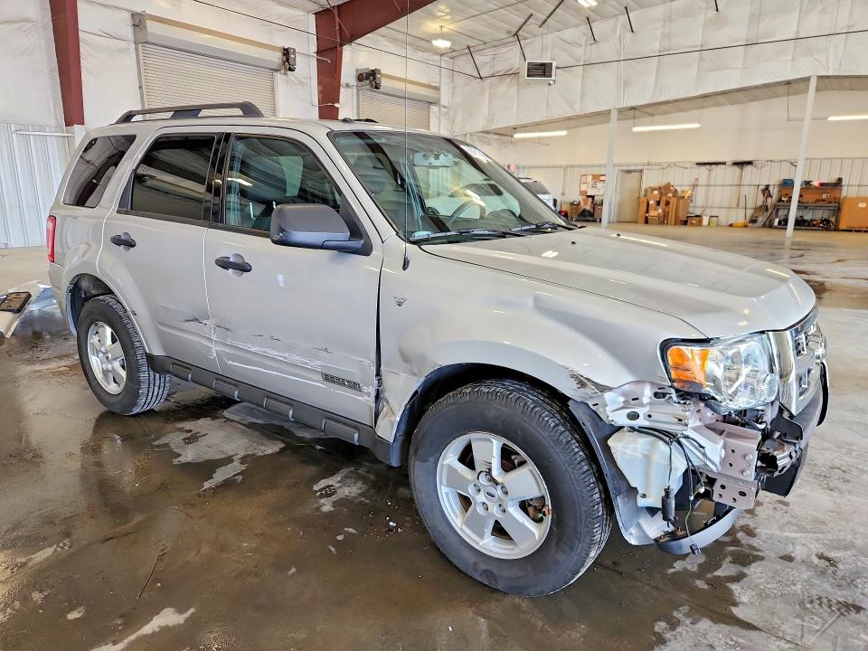 Photo 4 from auction – 2008 FORD ESCAPE with VIN 1FMCU03158KE39681