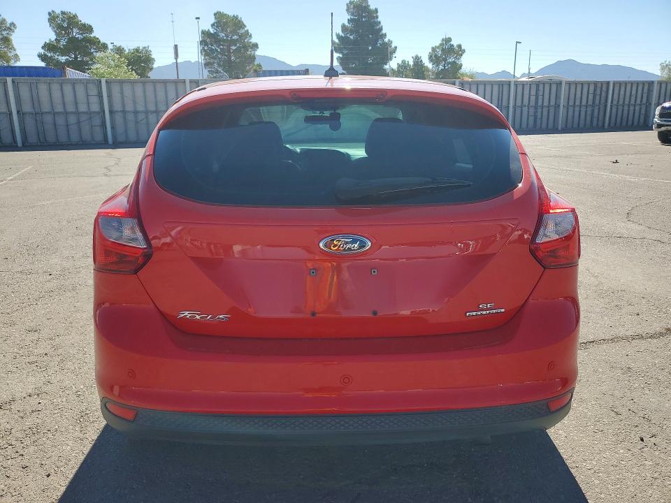 Foto 6 de la subasta – 2013 FORD FOCUS SE con VIN 1FADP3K22DL132944