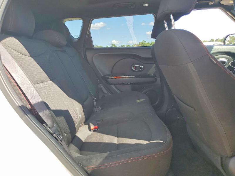 Photo 11 from auction – 2014 KIA SOUL with VIN KNDJP3A50E7075243