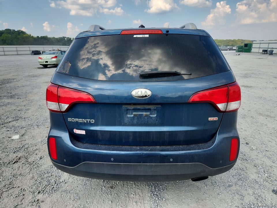 Photo 6 from auction – 2014 KIA SORENTO with VIN 5XYKT3A6XEG455766