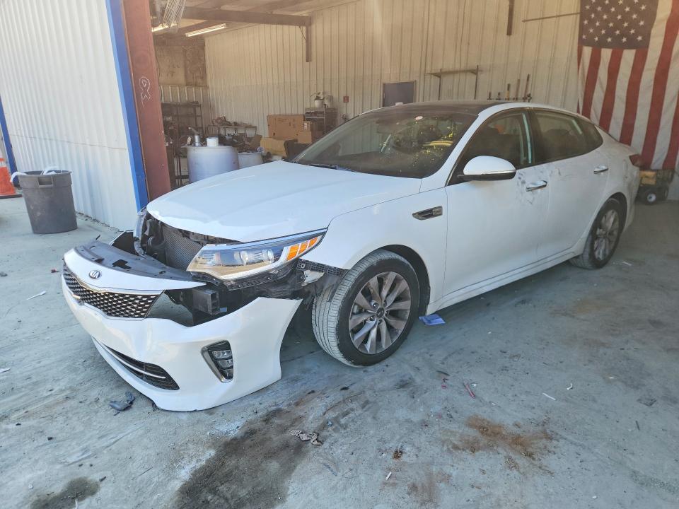 KIA OPTIMA 2018 with VIN 5XXGT4L31JG190250 - Photo from auction