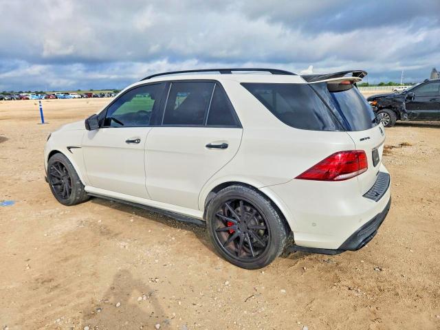 Photo 2 from auction – 2016 MERCEDES-BENZ GLE with VIN 4JGDA7FB4GA707974