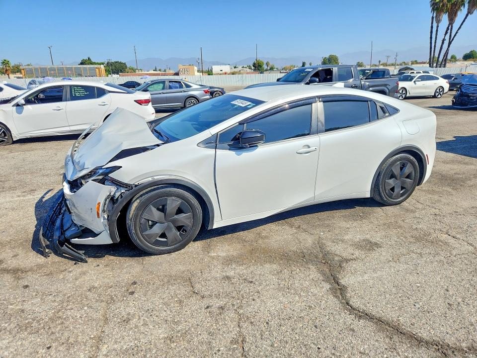 TOYOTA PRIUS 2024 с VIN JTDACAAU1R3046838 - Снимка от търг